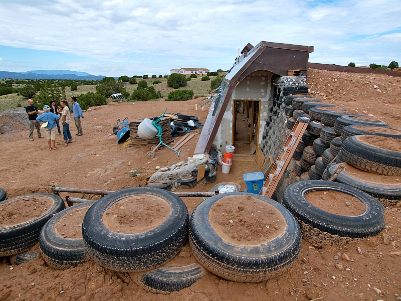 earthship02